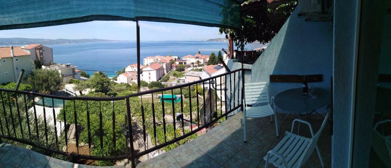Apartman Rodic Оміш Екстер'єр фото